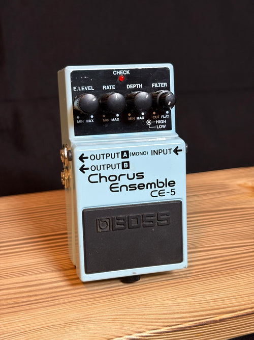 Boss Chorus Ensemble CE-5 Gitarrenpedal FX Pedal