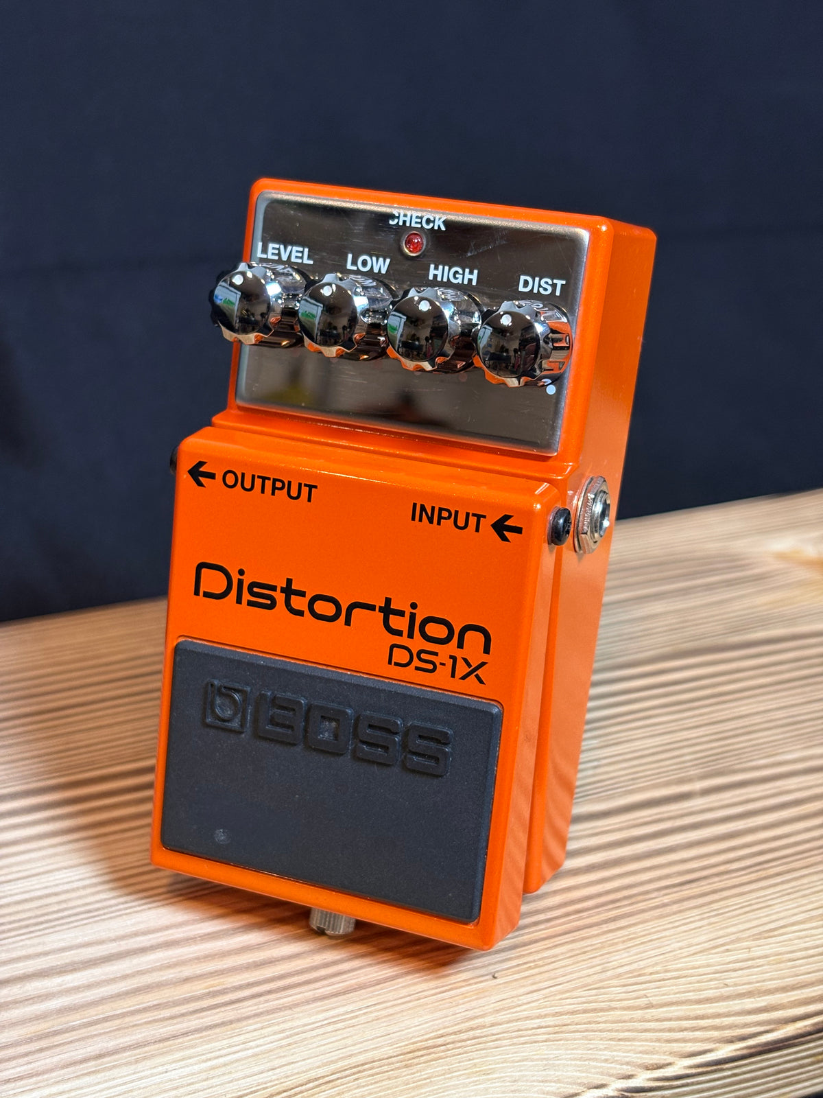Boss DS-1X Distortion Pedal für Gitarre